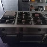 Cucina a gas professionale isola