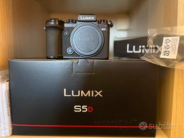 Panasonic Lumix S5D