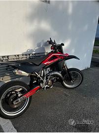 Husqvarna sm/cr 125