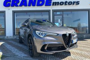 Alfa Romeo Stelvio 2.9 Bi-Turbo V6 510 CV AT8 QUAD
