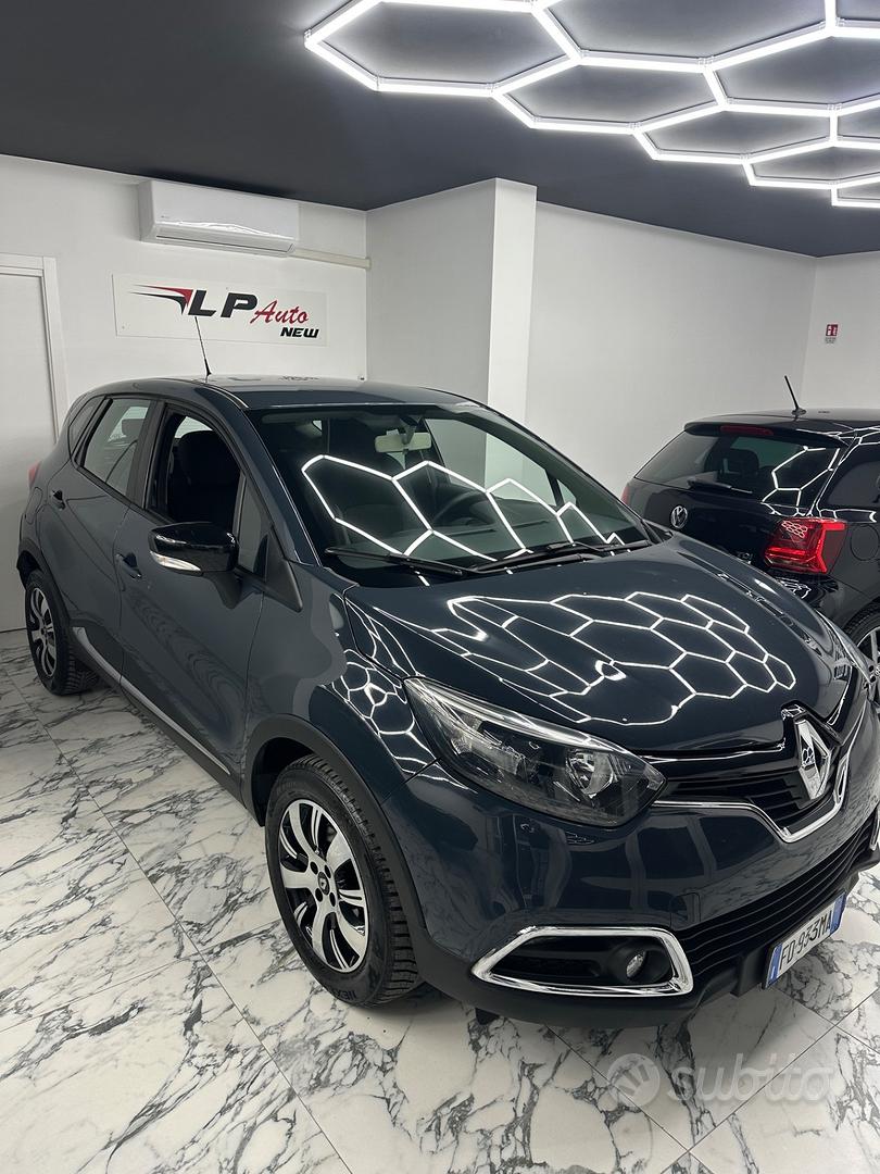Renault Captur 2016 photo 2