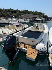 Gommone Led 780