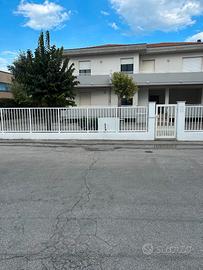 Appartamento e magazzino