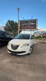 Lancia Ypsilon 1.3 MJT 16V 95 CV 5 porte S&S Silve