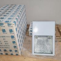 Abbiamo disponibili 2 stock