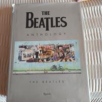 Collezione libri e riviste Beatles 