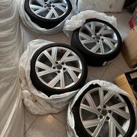 Cerchi R18 golf 8 gti