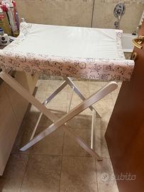 Fasciatoio pieghevole in legno