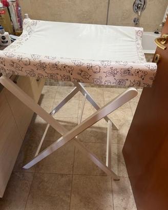 Fasciatoio pieghevole in legno