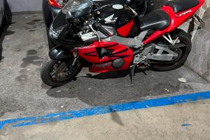 Honda CBR 900 Fire Blade RR