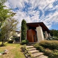 Villa di Lusso con vista panoramica sul Grappa