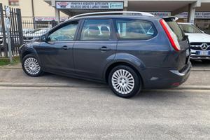 Ford Focus 1.6 (115CV) 5p. Bz.- GPL Ikon