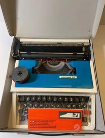 Macchina da scrivere Olivetti
