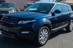 Land Rover Range Evoque 2.2 TD4 5p. Pure