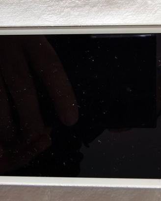 Smartphone Motorola XT1541 non si accende