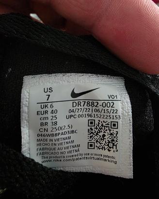 Nike scarpe