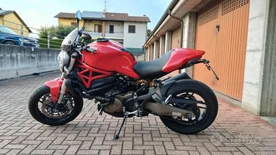 Ducati Monster 821 - 2015