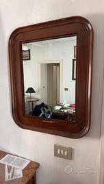 Specchio con cornice in legno massello