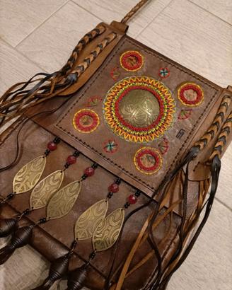Borsa Antik Batik