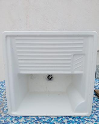 VASCA IN CERAMICA USO LAVATOIO