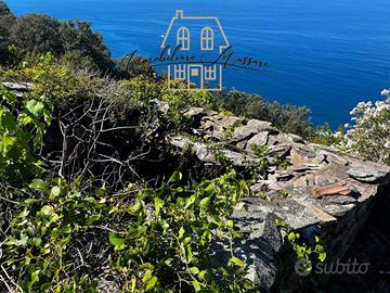 Rustico / Casale di 125 m² con 4 locali a La Spezi