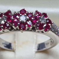 Anello Trilogy Rubini e Diamanti