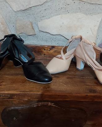 Scarpe da ballo modello Cuccarini in pelle