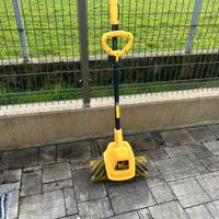 spazzatrice elettrica per prati sintetici Garland