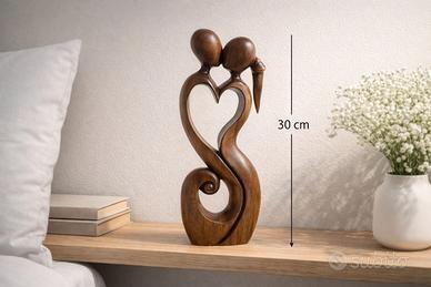 Statua in legno esotico scolpita a mano
