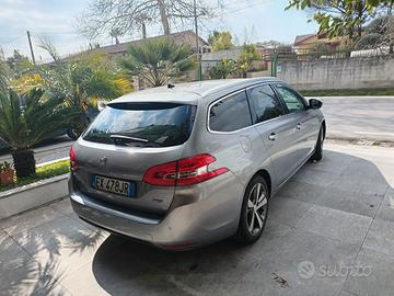 Peugeot 308 automatica