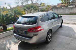 Peugeot 308 automatica