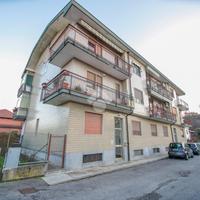 3 LOCALI A LOMBARDORE