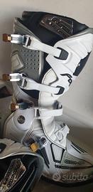 Stivali Forma Dominator 