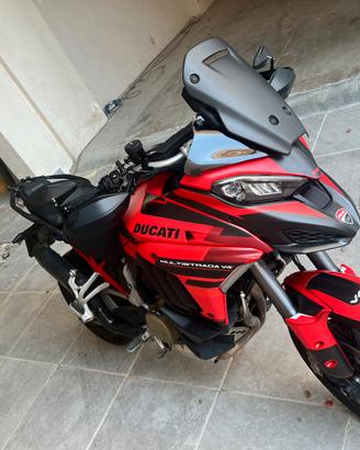 Ducati Multistrada v4s