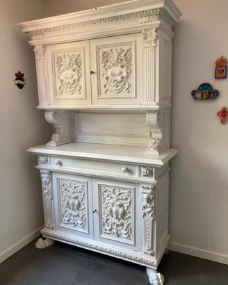 Mobile credenza con zampe di leone shabby chic