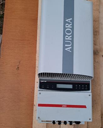 Inverter solare