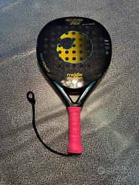 Middle Moon Eclipse 7 Black Series Attack Padel