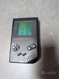 Game Boy Classic versione Nera + Tetris