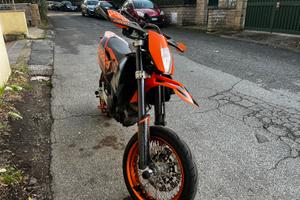 Ktm 690 smc 2008