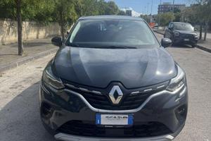 Renault Captur II E-Tech full hybrid Techno 145cv