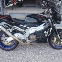 Aprilia Tuono 1000 R