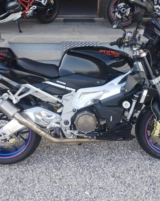 Aprilia Tuono 1000 R