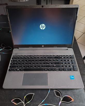 PC Portatile HP 250 