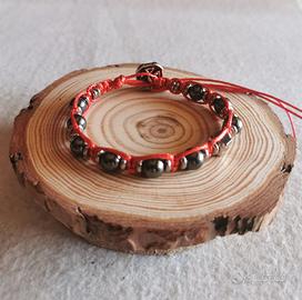 braccialetto artigianale tipo shamballa 