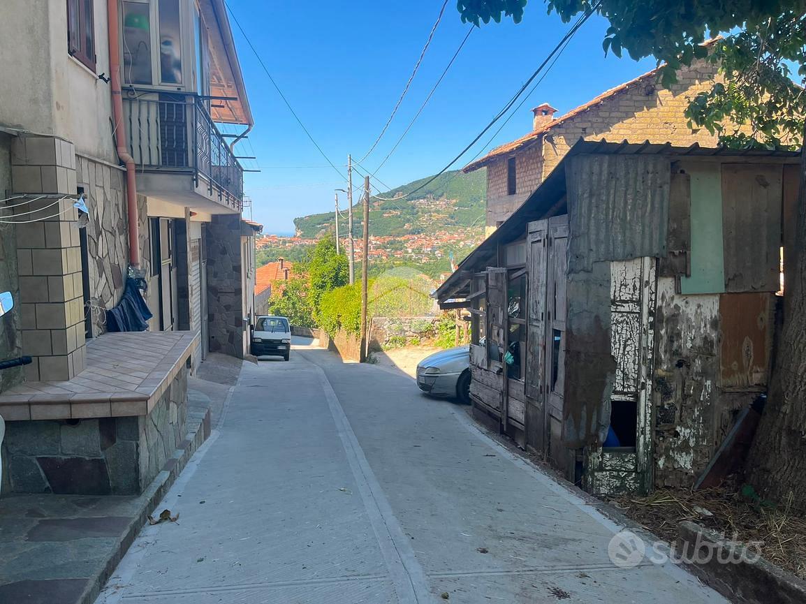 RUSTICO A AGEROLA - Vista 2