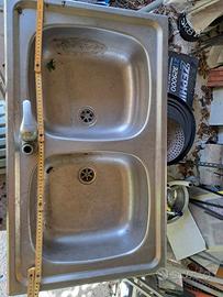 Lavello in acciaio inox