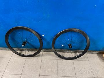 Coppia Ruote in Carbonio Princeton Grit 4540 Disc