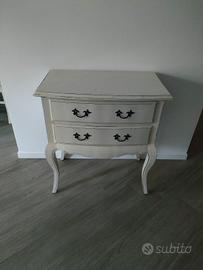 Cassettiera bianca shabby