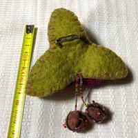 spilla in feltro verde