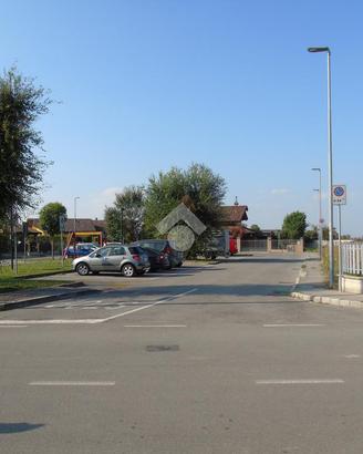 TER. RESIDENZIALE A RICENGO